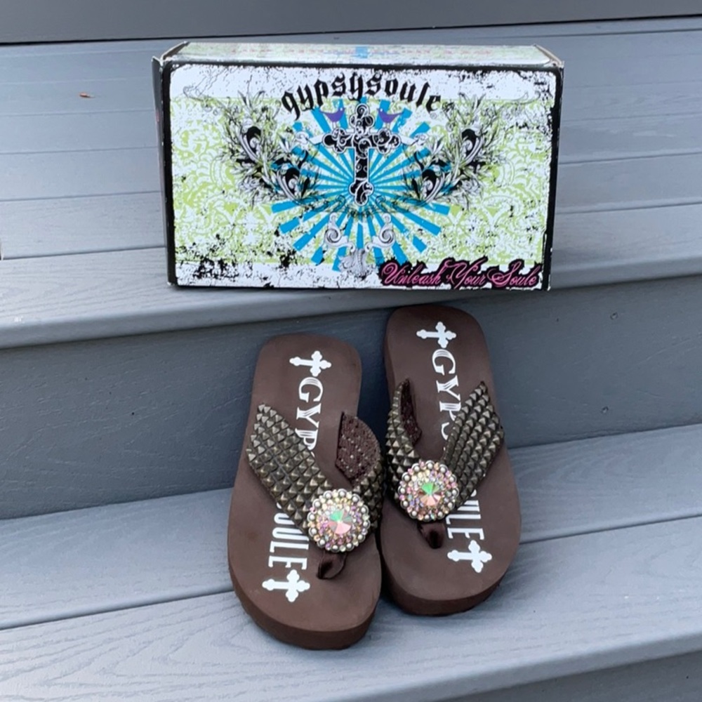 Gypsy Soule flip flops